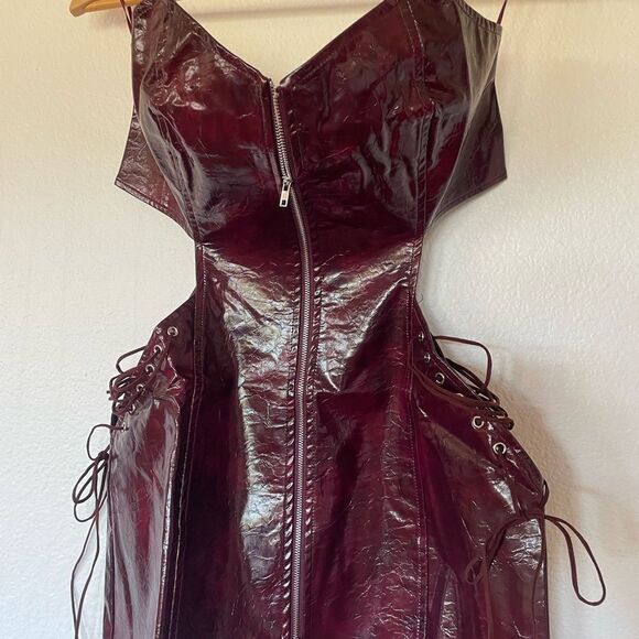 Cherry red faux leather dress - Picture 6 of 8